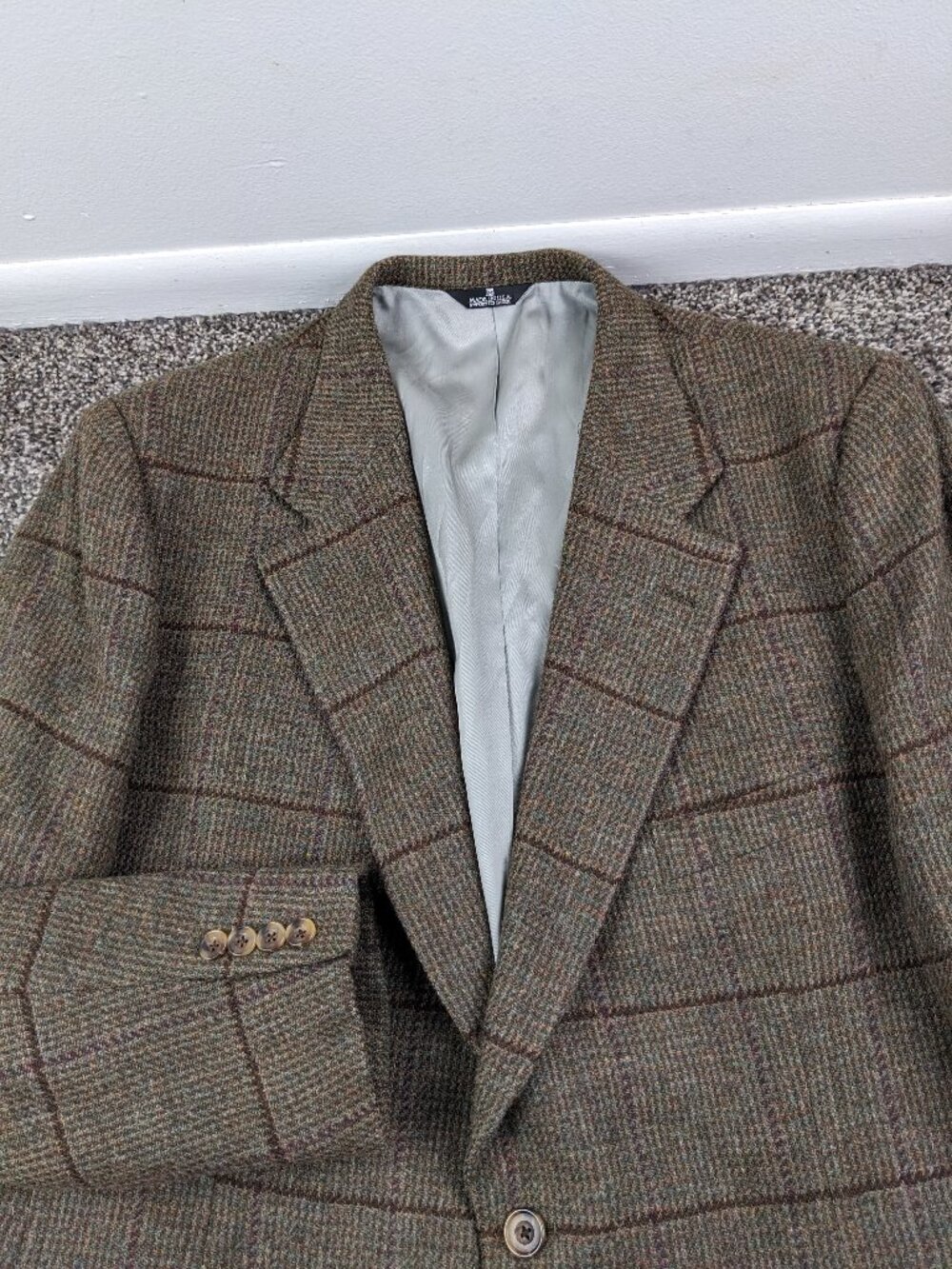 Vintage Grays Gary Wasserman Sport Coat Tweed Wool Windowpane Plaid Mens 48R USA